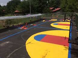 The Smokehouse Lodge and Cabins