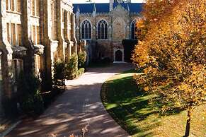 The Smokehouse Lodge and Cabins