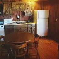 The Smokehouse Lodge and Cabins