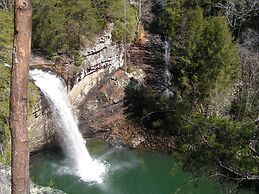 The Smokehouse Lodge and Cabins