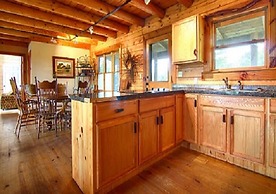 The Smokehouse Lodge and Cabins