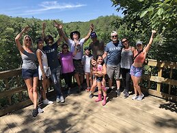 The Smokehouse Lodge and Cabins