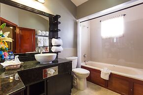 Best Western Plus Belize Biltmore Plaza