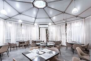 Kfar Maccabiah Hotel and Suites