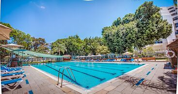 Kfar Maccabiah Hotel and Suites