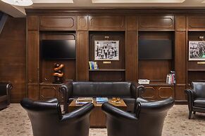 Kfar Maccabiah Hotel and Suites