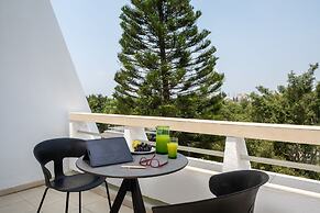 Kfar Maccabiah Hotel and Suites