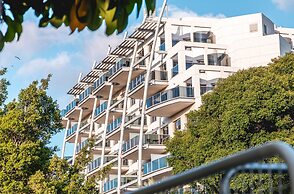 Kfar Maccabiah Hotel and Suites