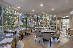 Kfar Maccabiah Hotel and Suites