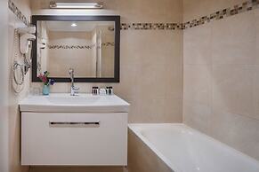 Kfar Maccabiah Hotel and Suites