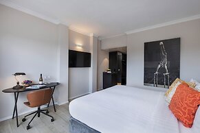 Kfar Maccabiah Hotel and Suites