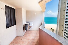 Plaza Praia Suites