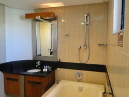 Plaza Praia Suites