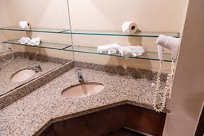 Plaza Praia Suites