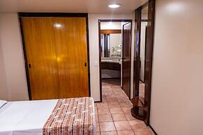 Plaza Praia Suites