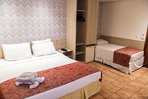 Plaza Praia Suites