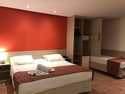Plaza Praia Suites