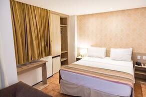 Plaza Praia Suites