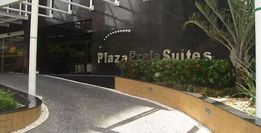 Plaza Praia Suites