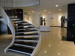 Plaza Praia Suites