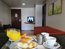 Plaza Praia Suites