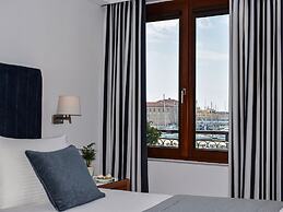 Porto Veneziano Hotel