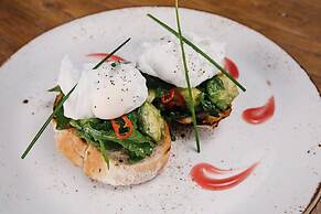 Manor House Hotel & Spa