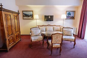 Pannonia Hotel