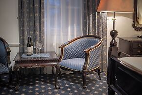 Pytloun Old Armoury Hotel Prague