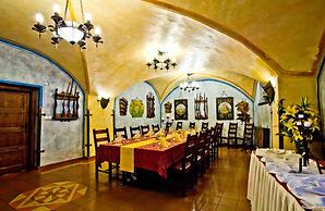 Pytloun Old Armoury Hotel Prague