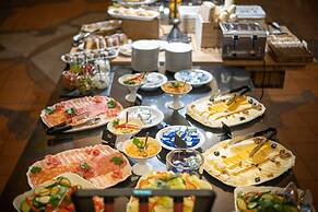 Pytloun Old Armoury Hotel Prague