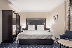 Pytloun Old Armoury Hotel Prague