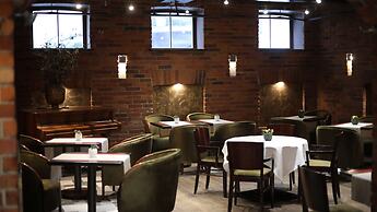 Best Western Santakos Hotel