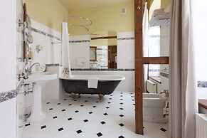 Best Western Santakos Hotel