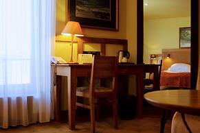 Best Western Santakos Hotel