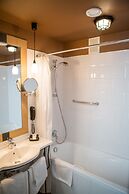 Best Western Santakos Hotel