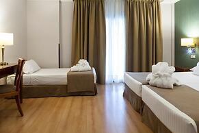 Becquer Hotel, Historic City Center