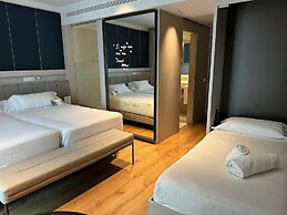 Becquer Hotel, Historic City Center