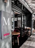 Becquer Hotel, Historic City Center