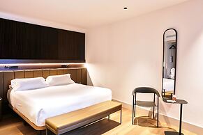 Becquer Hotel, Historic City Center