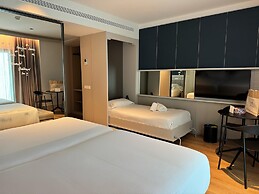 Becquer Hotel, Historic City Center