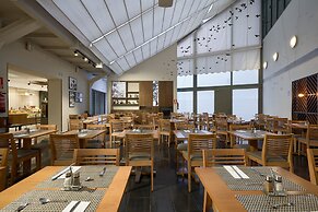 Becquer Hotel, Historic City Center