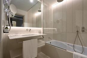 Becquer Hotel, Historic City Center