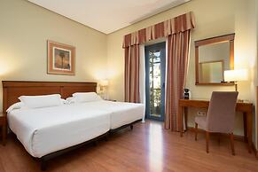 Becquer Hotel, Historic City Center