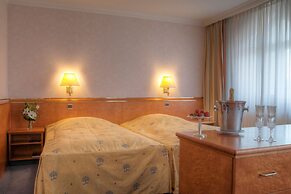 Hotel Ambassador Bosten