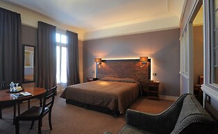 Le Grand Hotel Tours