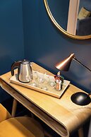 Hotel Charlemagne By HappyCulture