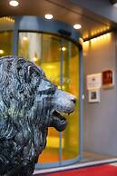 Hotel Charlemagne By HappyCulture