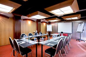 Hotel Charlemagne By HappyCulture