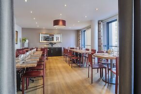 Hotel Charlemagne By HappyCulture